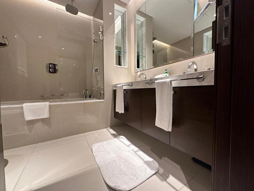 Apartment The Address Fountain Views Tower 2 Dubai